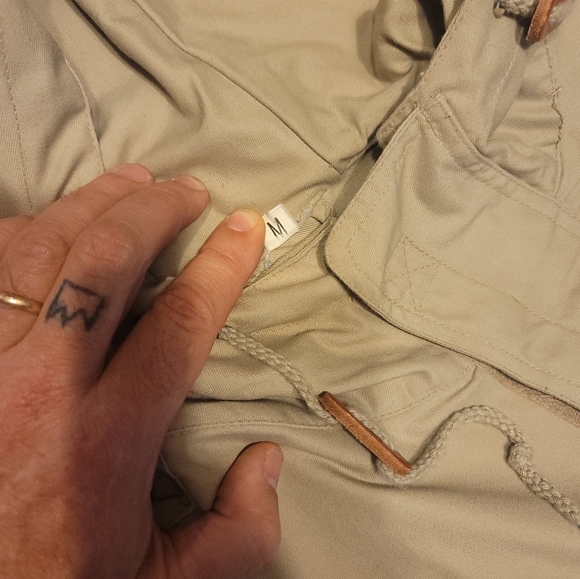 Khaki cotton Anorak with handmade felt patch - Picture 3 of 4